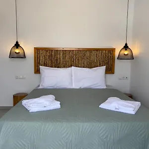 https://casa-centro-mykonos-suites.hotels-in-mykonosisland.net